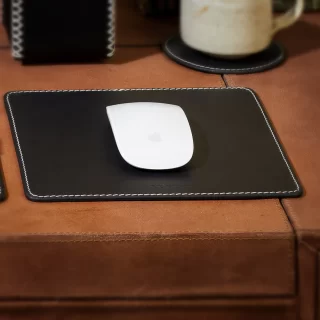 leather-square-mousepad-in-black-colour